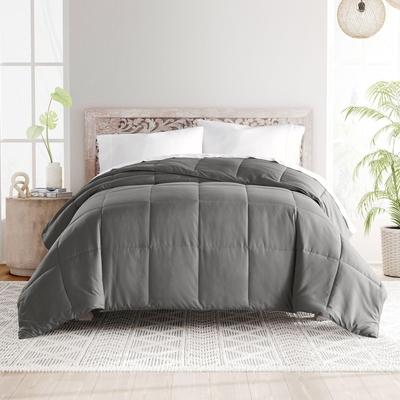 Becky Cameron All Season Lightweight Premium Down-Alternative Comforter