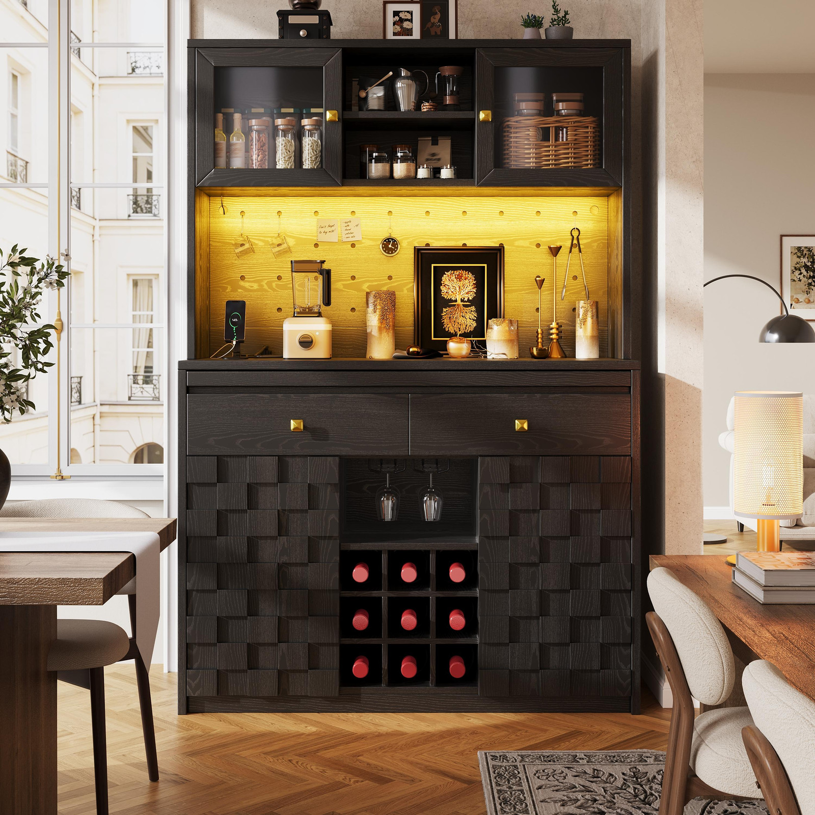 Okwish Keukenkast met Gatenwand, LED-verlichting, USB-oplaadpoorten en Wijnfleshouder, Zwart
