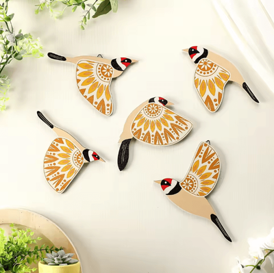 Uplift Curations 5PCS Wooden Flying Birds Wall Art Scandinavian Rustic Home Decor Set b