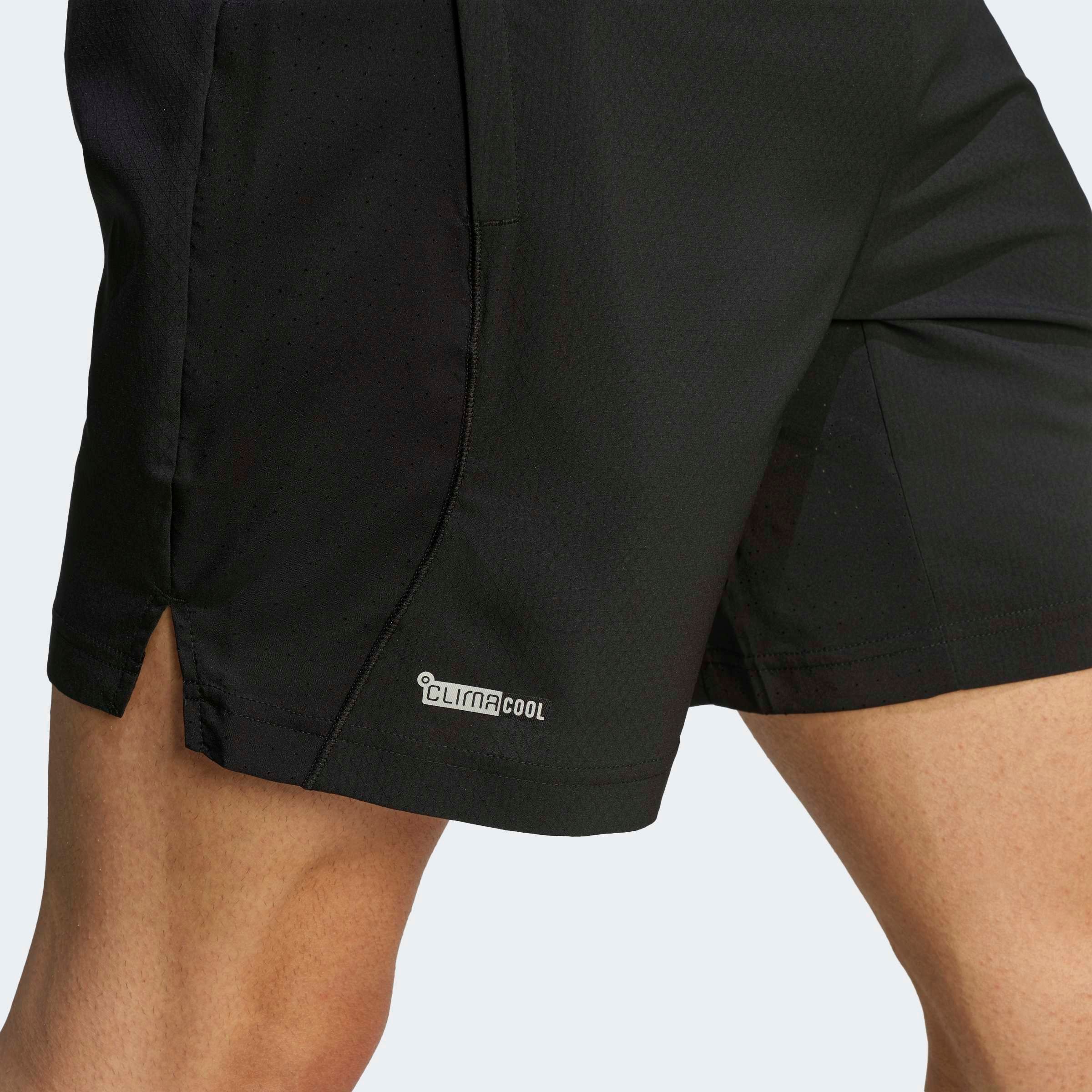 Shorts ADIDAS PERFORMANCE "TECH APPAREL CLIMACOOL", Herren, Gr. S, Länge 7, schwarz (schwarz, carbon, innenbeinlänge ca. 18 cm), Obermaterial: 100% Polyester, Hosen Shorts, für Fitnessstudio und Joggen, leichtes und atmungsaktives Material