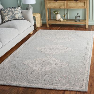 SAFAVIEH Hand-Tufted Metro Vassilija Wool Rug