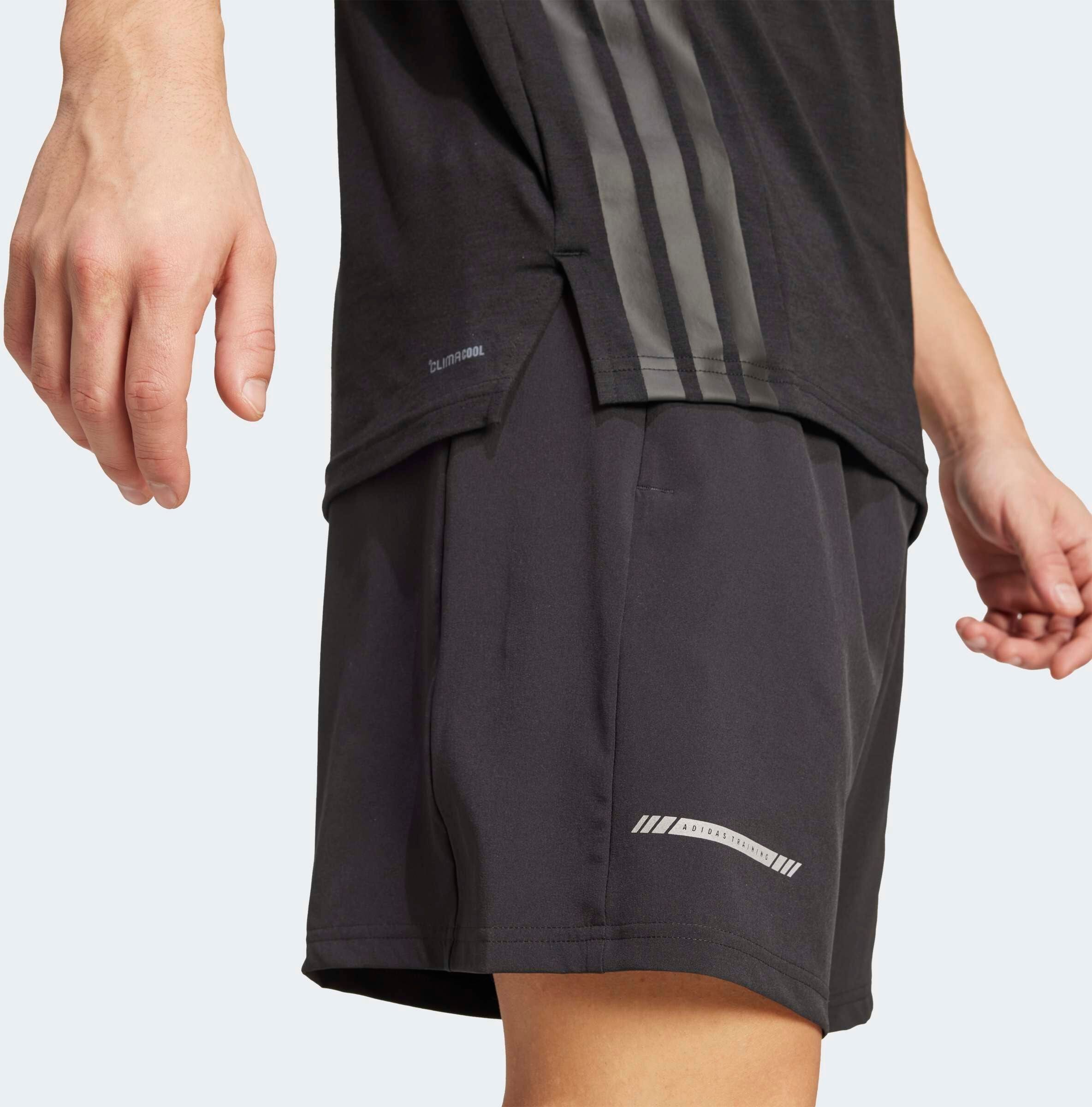 Shorts ADIDAS PERFORMANCE "TRAINING ESSENTIALS HOLIDAY PACK", Herren, Gr. S, Länge 7, schwarz (schwarz, innenbeinlänge ca. 18 cm), Obermaterial: 87% Polyester, 13% Elasthan, Hosen Shorts, für Fitness und Training, mit Metallic-Optik, schnelltrocknend schw