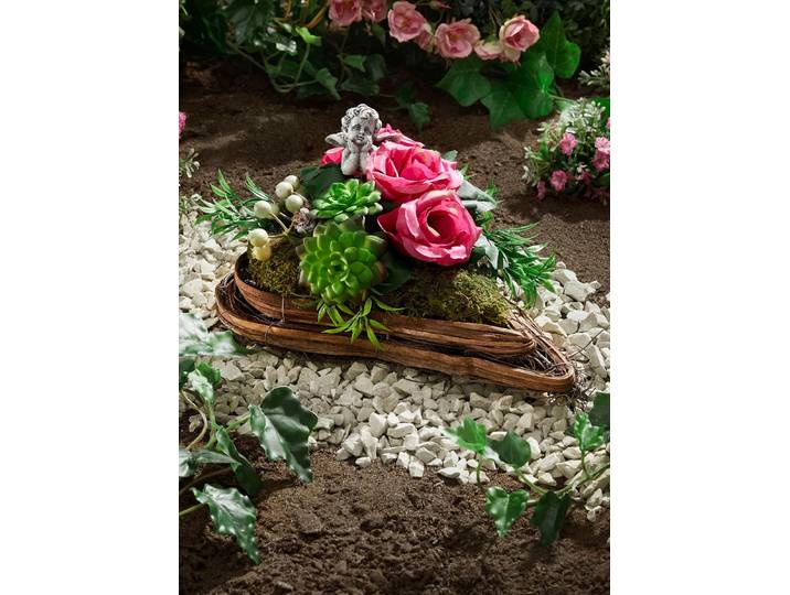 Gesteck in Herzform aus Rattan, Bunt