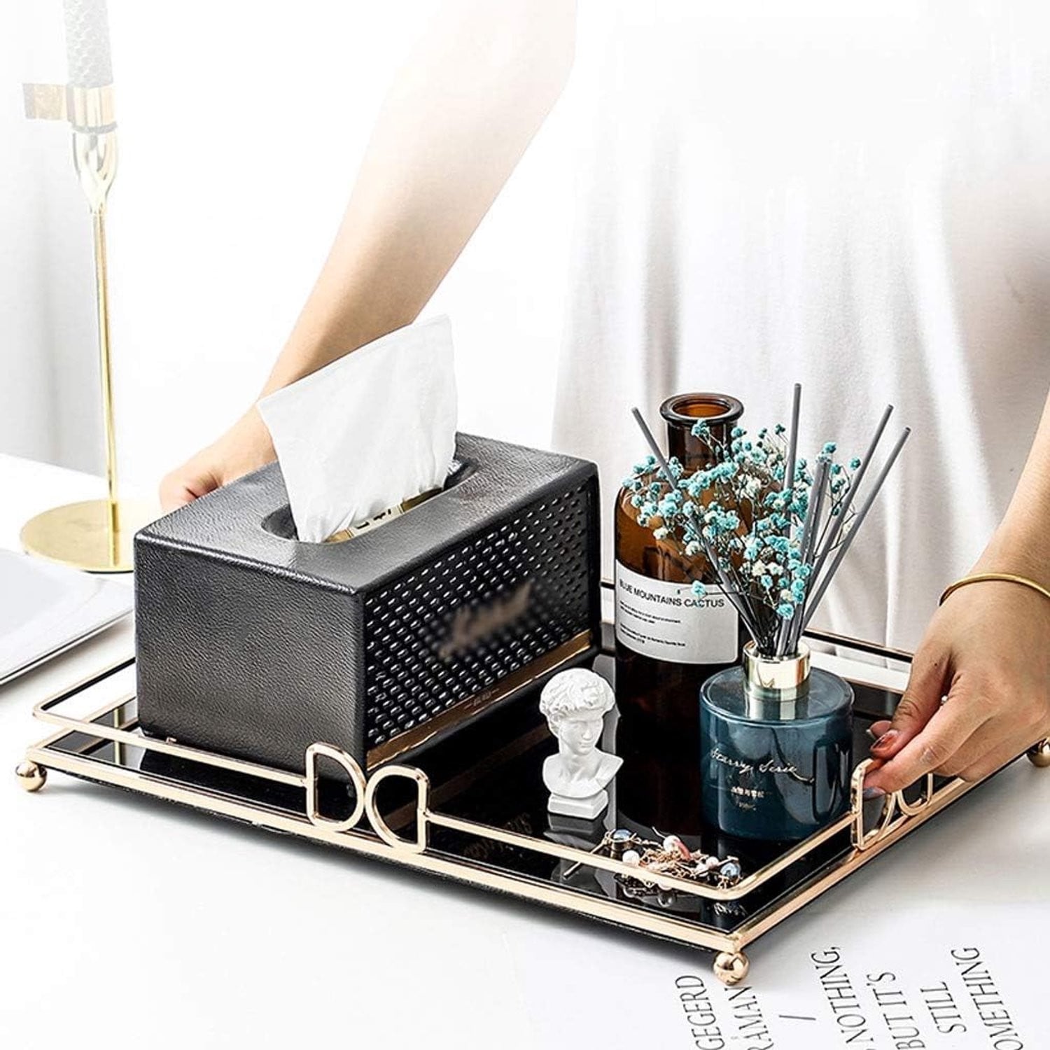 Vemera Decoratieve Badkamertray met Gouden Metalen Spiegel en Lade
