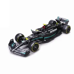 Bburago Mercedes-AMG F1 W14 E Perf. 2023 mit Figur 1/24