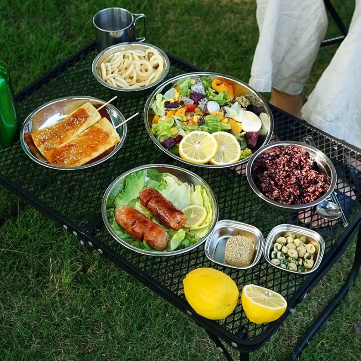 INF 17-teiliges Camping-Geschirrset aus Edelstahl mit Tragetasche – Tragbare Teller, Schalen und Suppenschalen