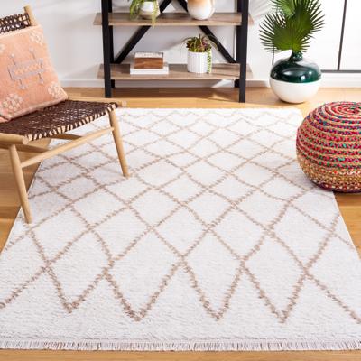 SAFAVIEH Augustine Eriko Boho Trellis Fringe Rug