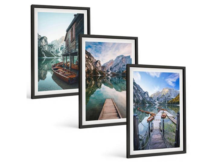 Tulup Bilder SET 3er Set - 40x60 cm Schwarzer Rahmen - See Berge Holzboote, Kunststoff, Rechteckig, 40x60 cm, Fotografie, Bilder & Rahmen, Bilder