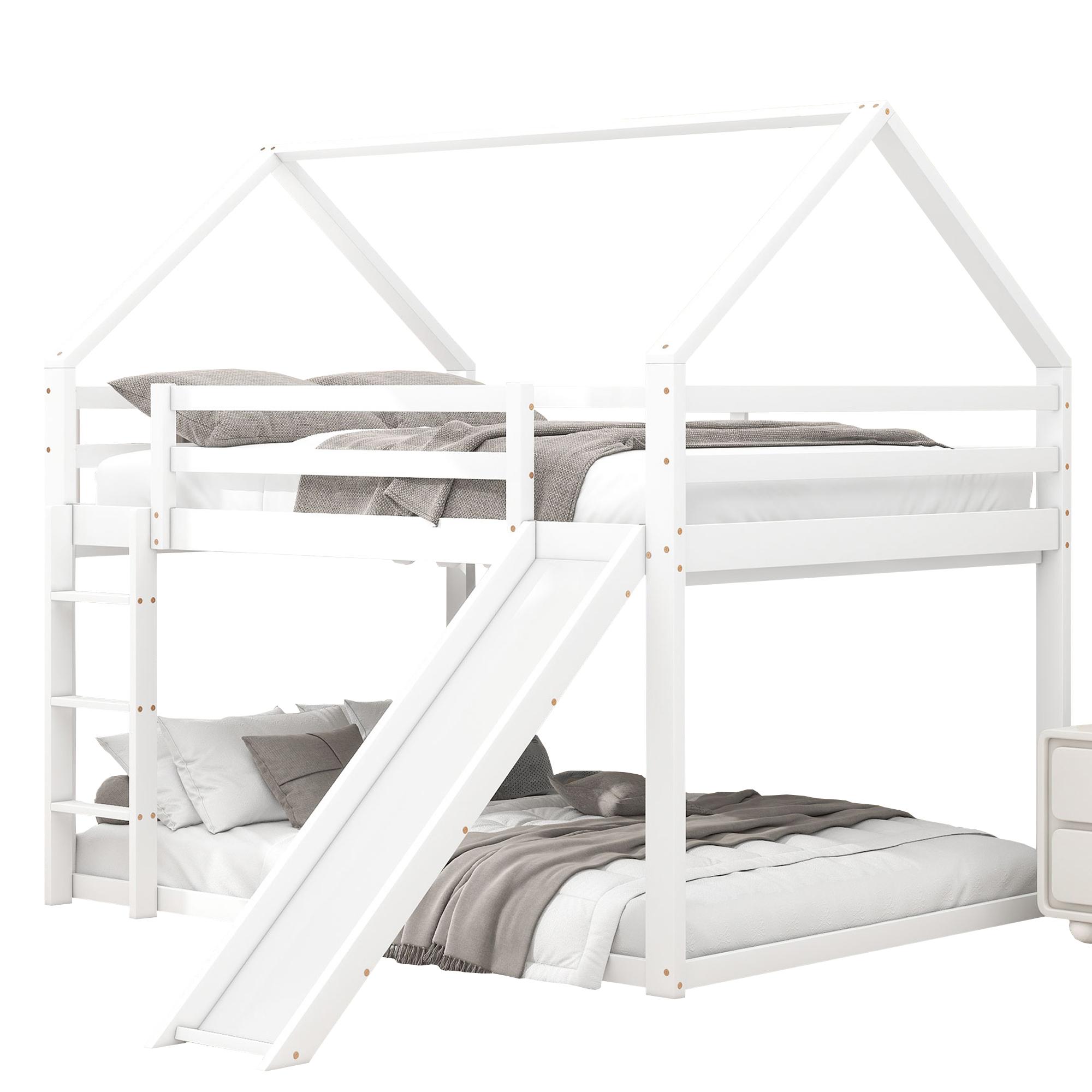 Etagenbett mit 2 Schlafgelegenheiten, Lattenrost, Leiter und Rutsche, 140x200 cm, Holzbett aus Kiefer, Kinderbett inkl. Rausfallschutz, Hochbett, Hausbett