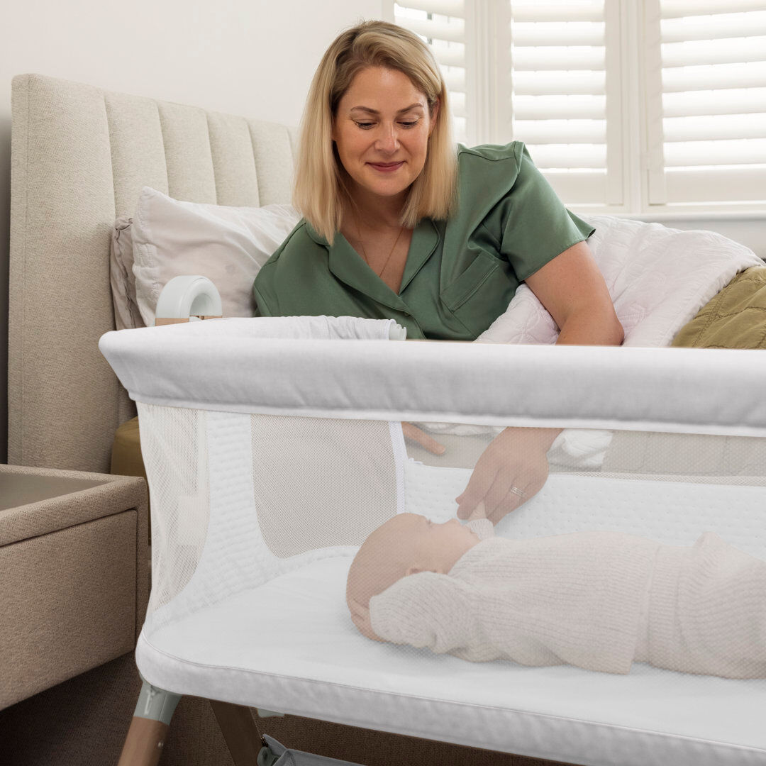 Obaby Cloud Bedside Crib Grey 81.6cm H X 52cm W X 100cm L