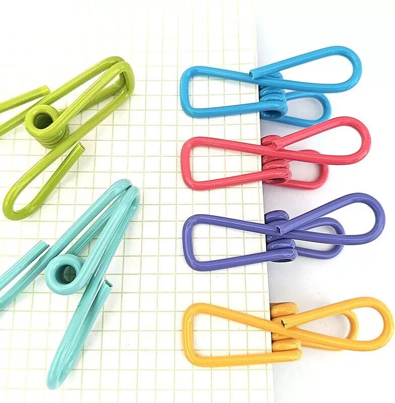 INF Bunte Metall-Wäscheklammern - 8er-Pack, PVC-beschichtet, winddichte Wäscheklammern zum Trocknen von Socken und Kleidung