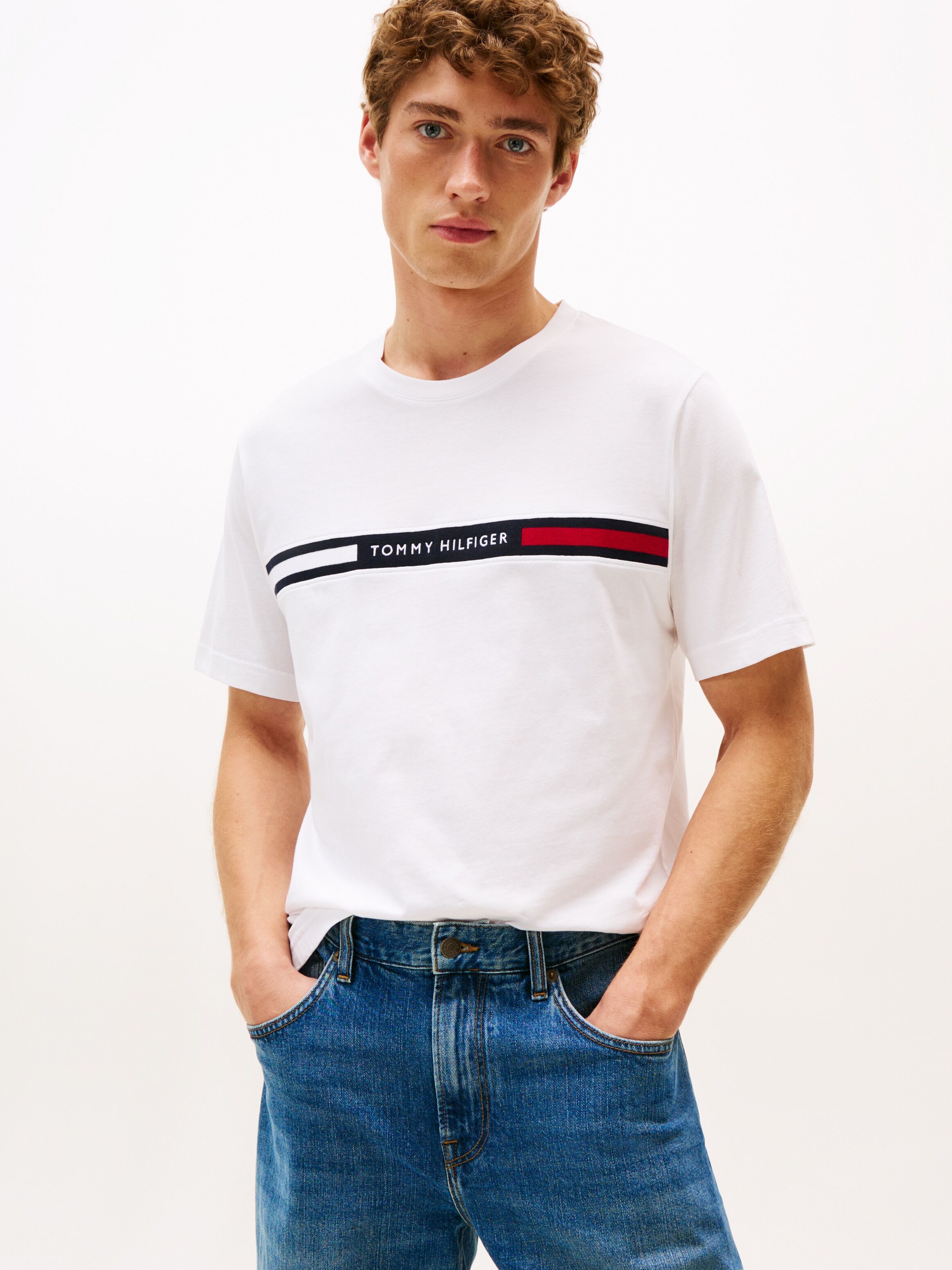 T-Shirt TOMMY HILFIGER "HILFIGER CHEST INSERT", Herren, Gr. XXL, weiss (weiß), Single Jersey, Obermaterial: 100% Baumwolle, regular fit normal, Rundhals, Shirts T-Shirt weiß XXL