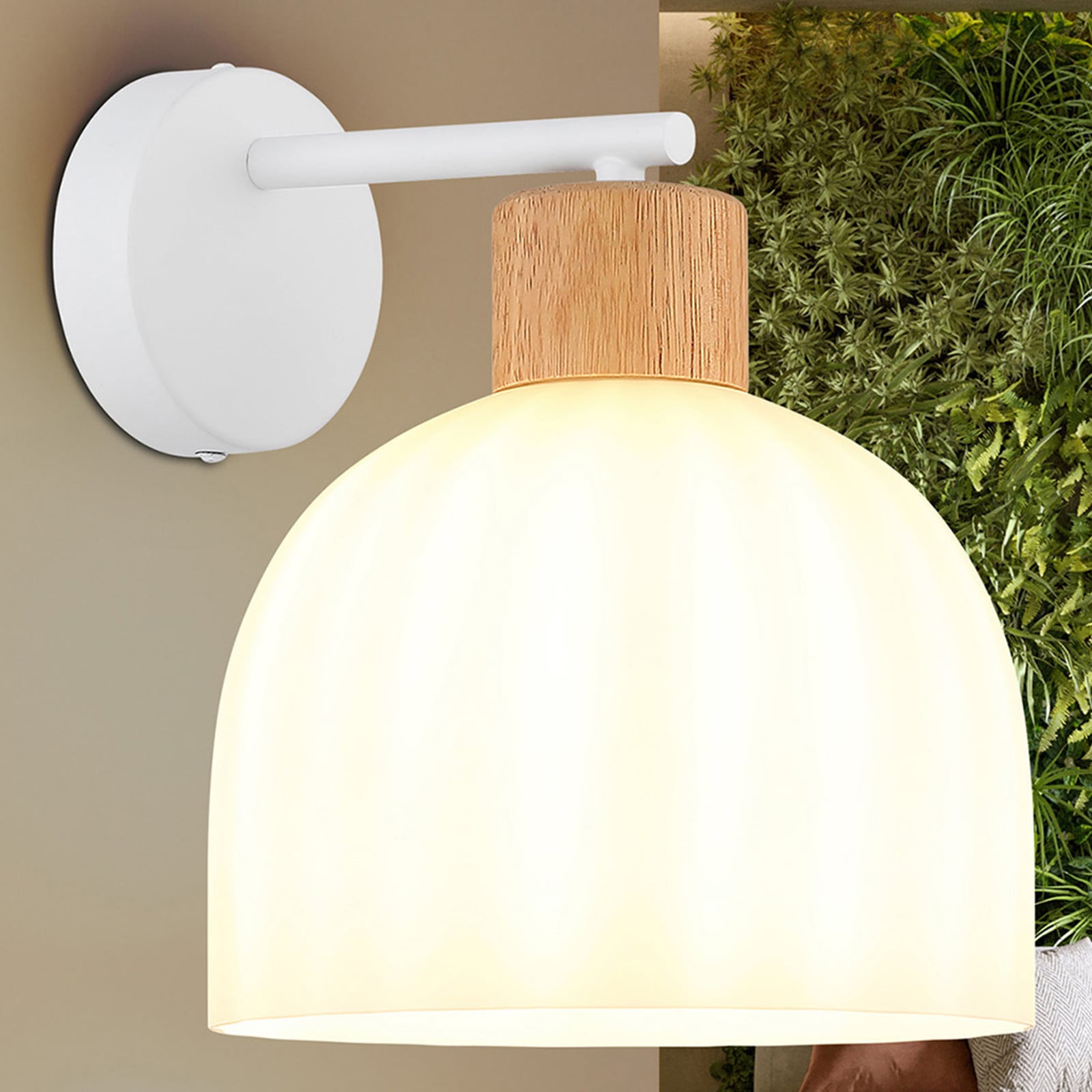Globo Wandlamp Swanson wit/bruin van glas, metaal en hout