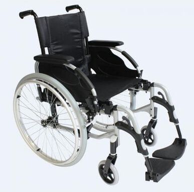 Invacare Cadeira de Rodas Action2 Maciça T43 1 un
