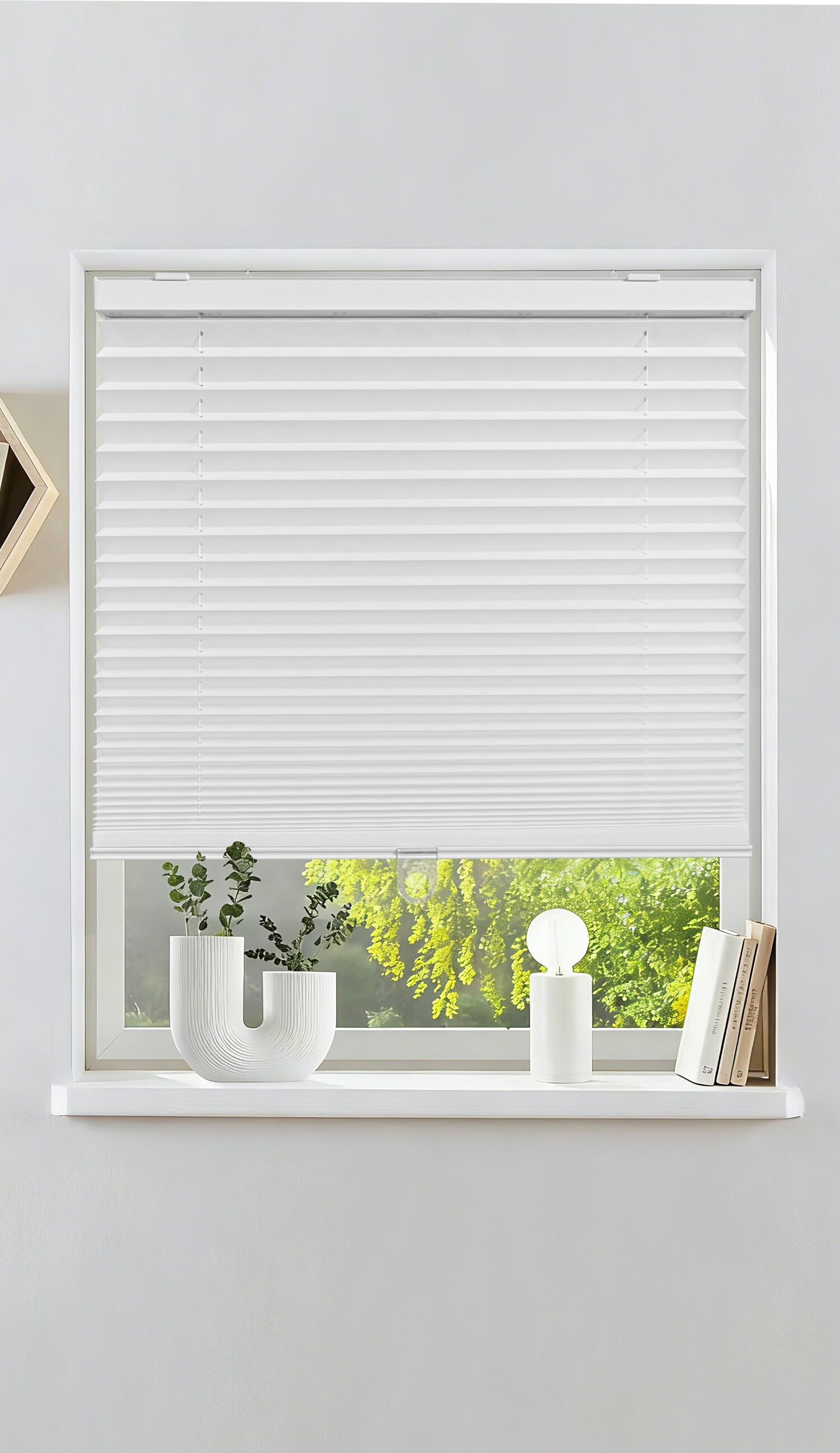 Plissee GOODPRODUCT "LORRI", weiss (weiß), B:100cm H:130cm, Obermaterial: 100% Polyester, Plissees, Plissee, Freihängendes Design ohne störende Schnüre oder Ketten, NEUHEIT weiß 130cm, 100cm