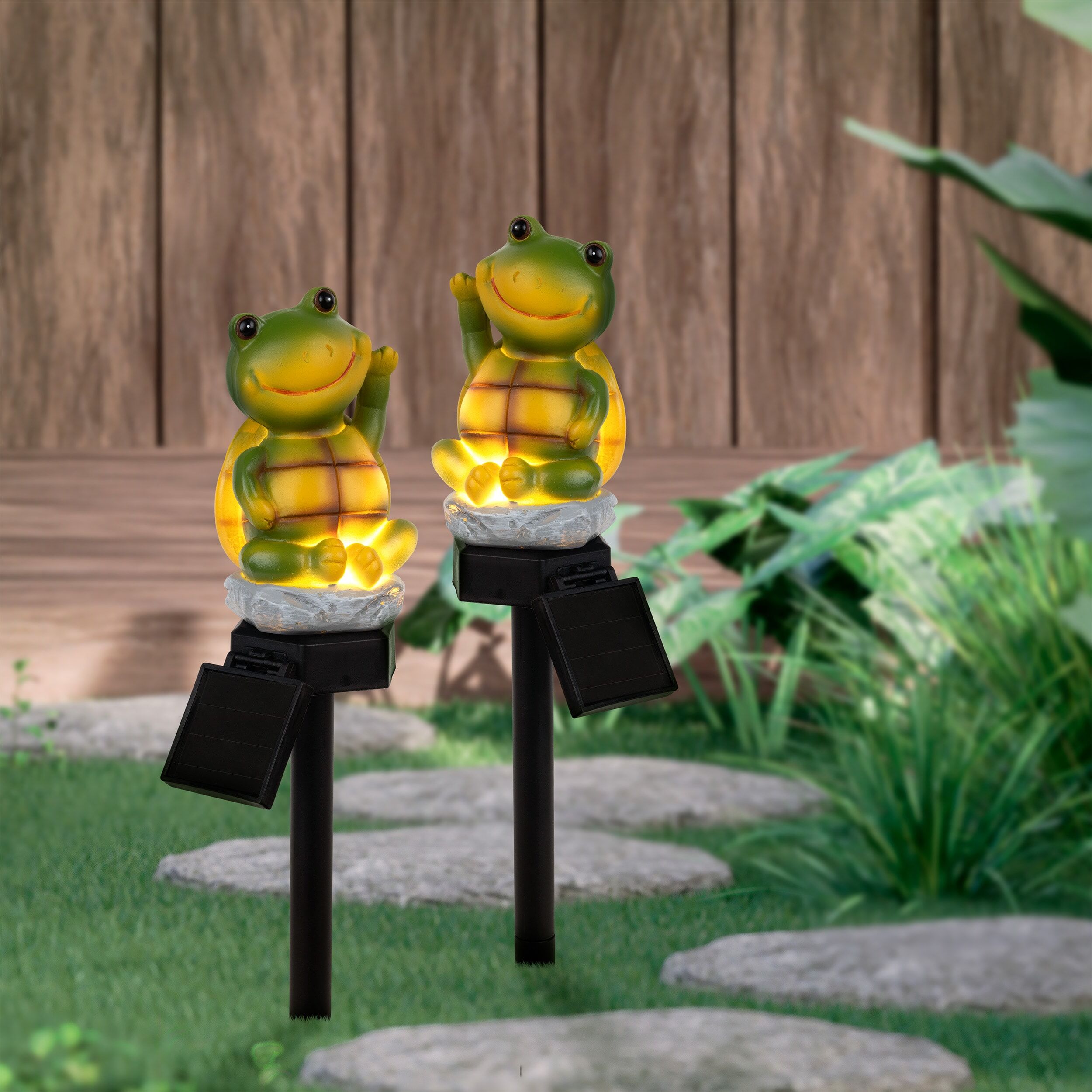LED Solarleuchte NÄVE "Calvino", grün, B:7,3cm H:40cm L:6,7cm, Leuchten, LED Solarleuchte, 2er Set sitzender winkender Frosch, Dämmerungssensor, Schiebeschalter