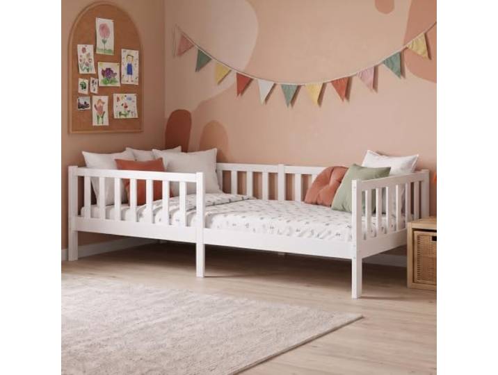Bellabino Vere Kinderbett 90x200 cm, Massivholz Kiefer, Kleinkindbett, Weiß Montessori Kinderbett mit Rausfallschutz & Lattenrost, Massivholzbett für Jungen & Mädchen aus Holz Kiefer, Kleinkindbett