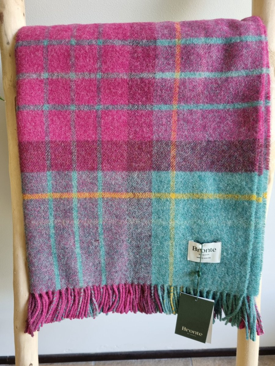 Bronte by Moon Wollen Plaid Merino Mint 140 x 185 cm