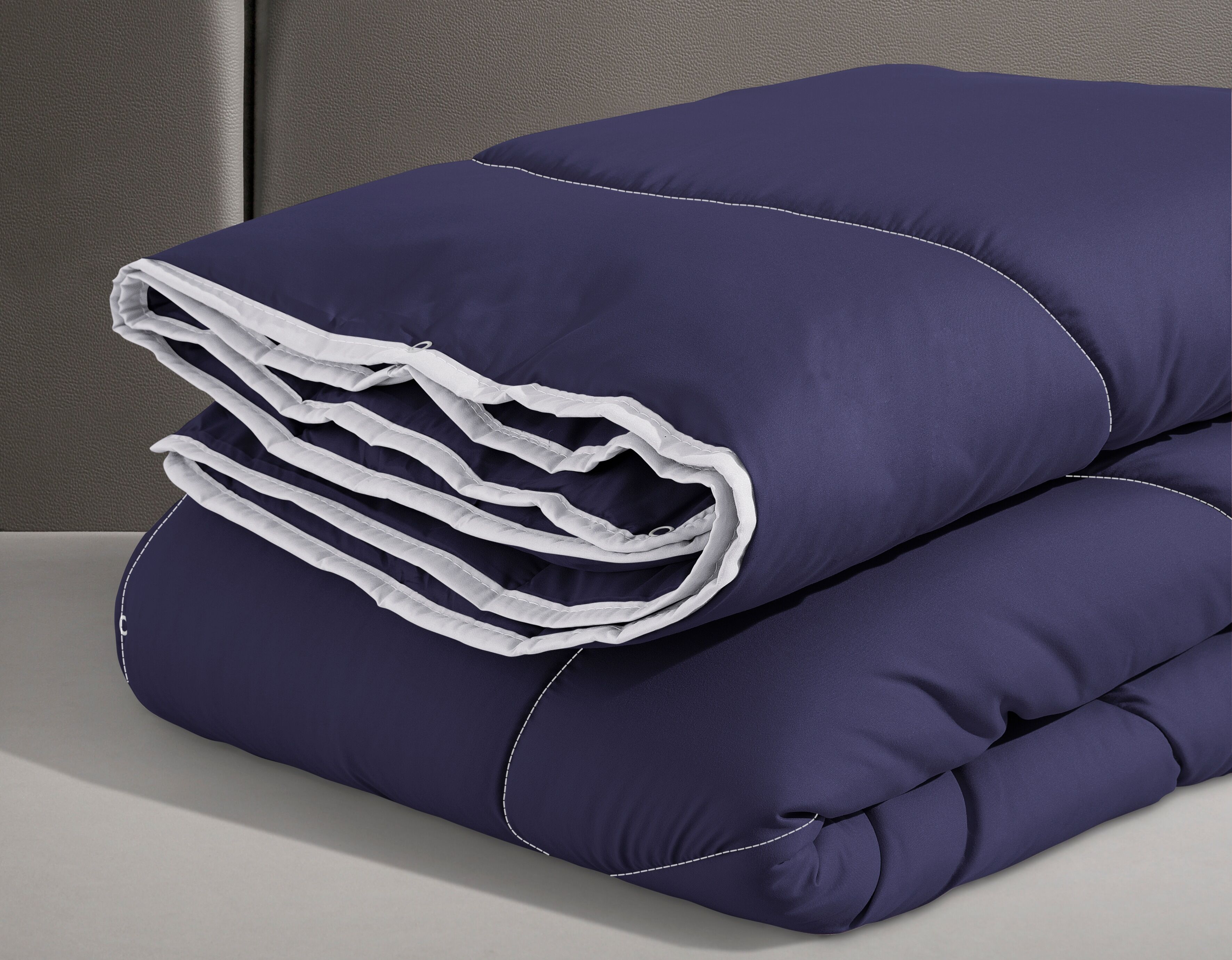 Microfaserbettdecke GOODPRODUCT "Microlux, Bettdecke 135x200 cm und Übergrössen bis 240x220cm", blau, B:200cm L:200cm, Bezug: 100% Polyester. Obermaterial: 100% Polyester. Füllung: 100% Polyester, Bettdecken, Microfaserbettdecke, fest versteppter Bezug - 