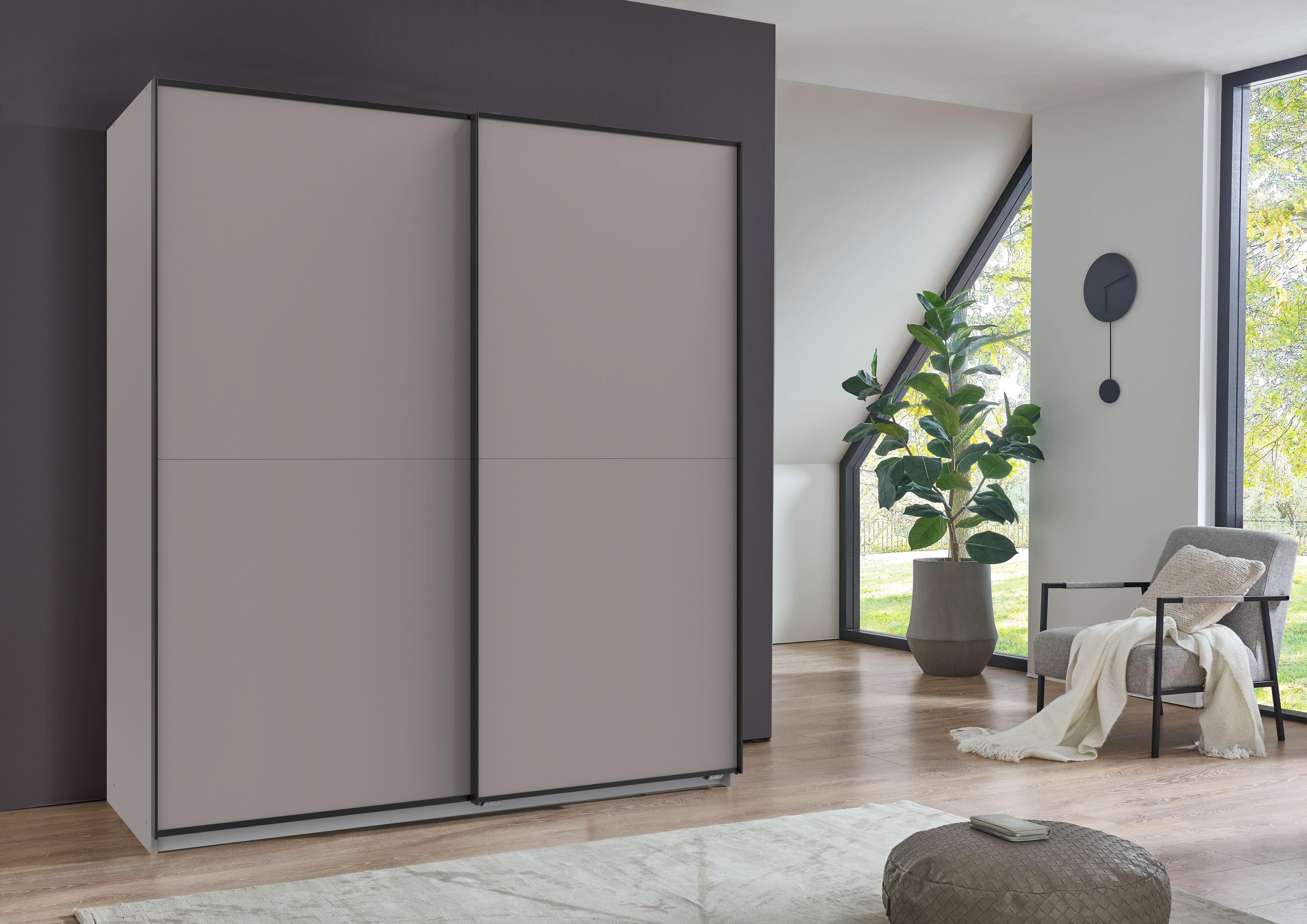 Schwebetürenschrank WIMEX "Neu-Ulm in der Breite 180cm, in verschiedenen Farben erhältlich", schwarz (saharagrau, absetzung schwarz), B:180cm H:198cm T:65cm, Holzwerkstoff, Schränke, Schwebetürenschrank, Mit schwarzen Griffleisten saharagrau, absetzung sc