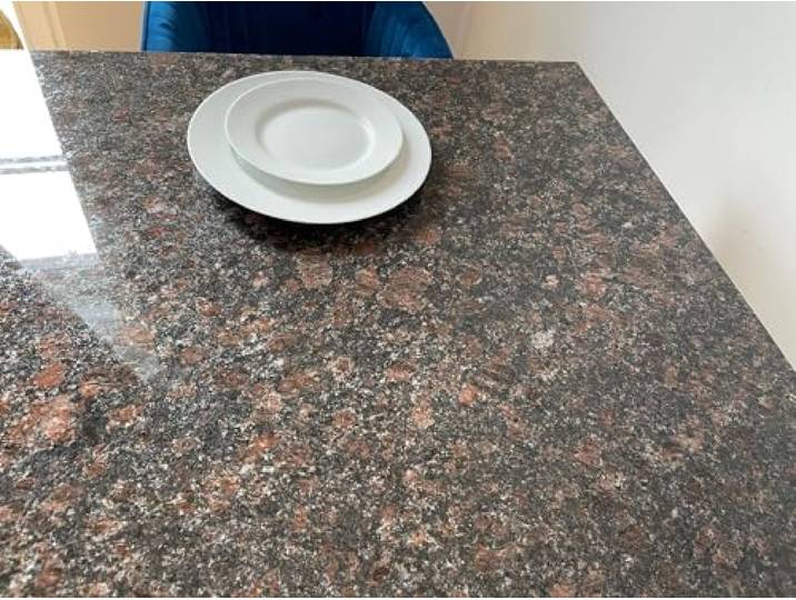 Yuchengstone Naturstein Gilltisch Große Arbeitsplatte Küchenplatte, Servierplatte oder Tischplatte aus poliertem Granit, Unikat Handarbeit 80 x 80 x 1,8 cm, 36KG