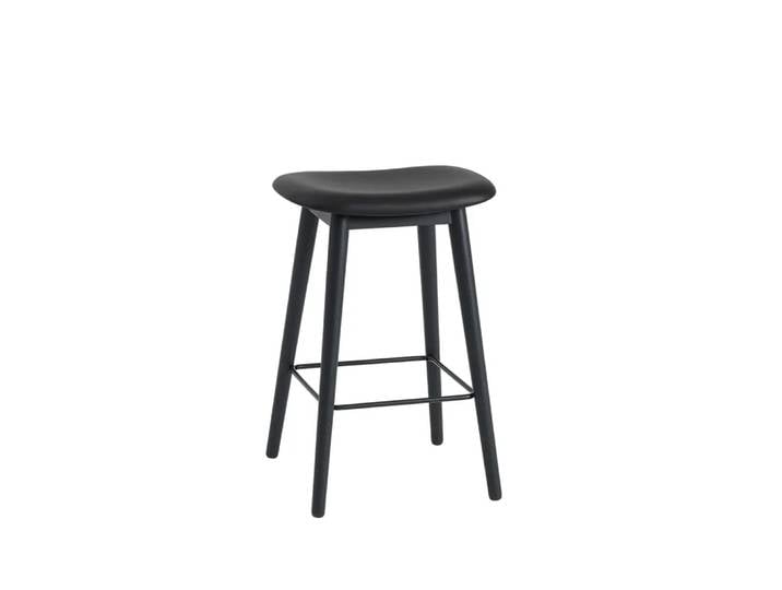 Muuto Fiber counter Stuhl 65 cm Leder black, Schwarze Beine