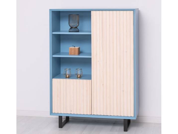 Skandi-Schrank mit modernen Lamellentüren himmelblau / weiß geölt