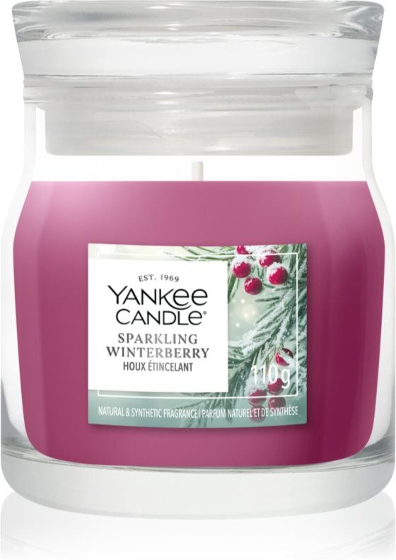 Yankee Candle Sparkling Winterberry scented candle Signature 110 g