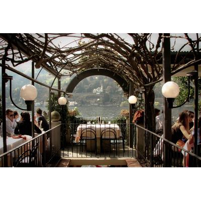 Fototapete PAPERMOON "restaurant", bunt, B:4,5m L:2,8m, Vlies, Tapeten