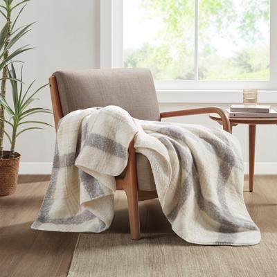 "Woolrich Bloomington Fake Wool to Sherpa Throw 50x60"""