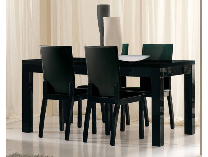 Table de repas Roma laqué noir - Basika