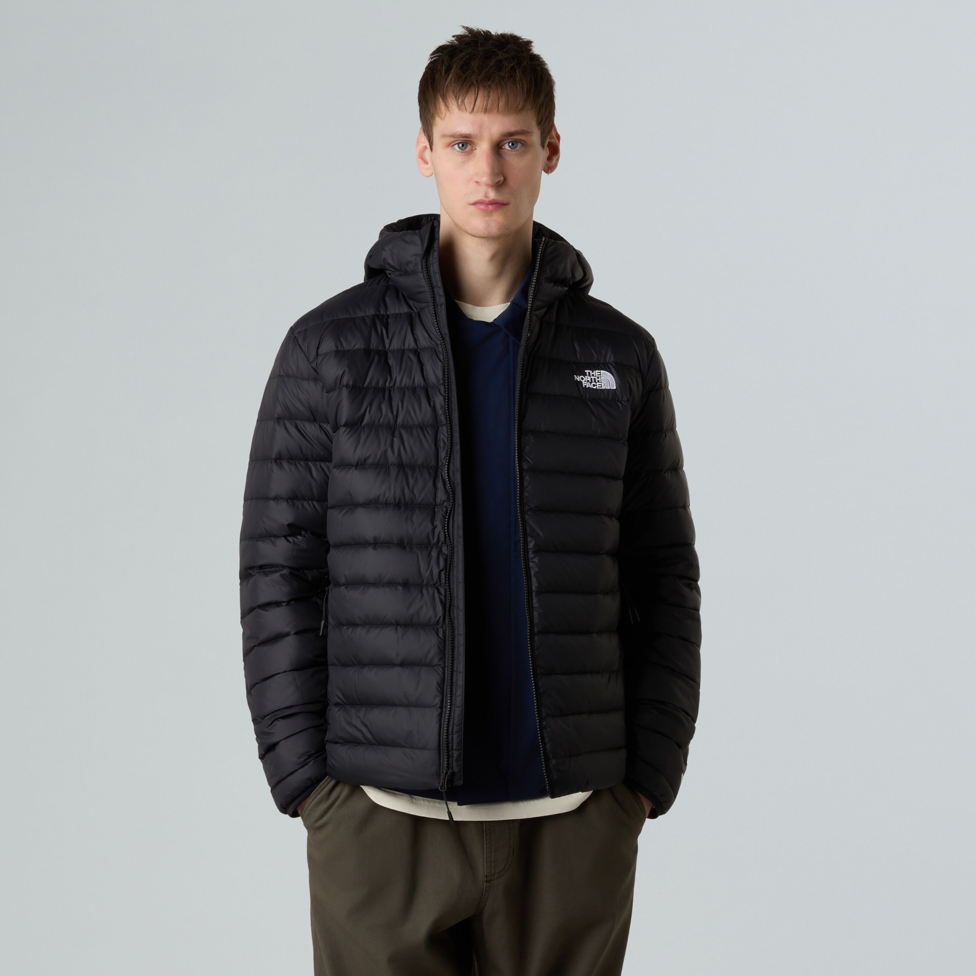 Daunenjacke THE NORTH FACE "M CLASSIC DOWN HOODED JACKET", Herren, Gr. L, schwarz (tnf schwarz), Obermaterial: 100% Nylon. Futter: 100% Polyester. Wattierung: 100% Daunen, Jacken Daunenjacke, für niedrige Temperaturen, aus Nylon, sportlicher Stil