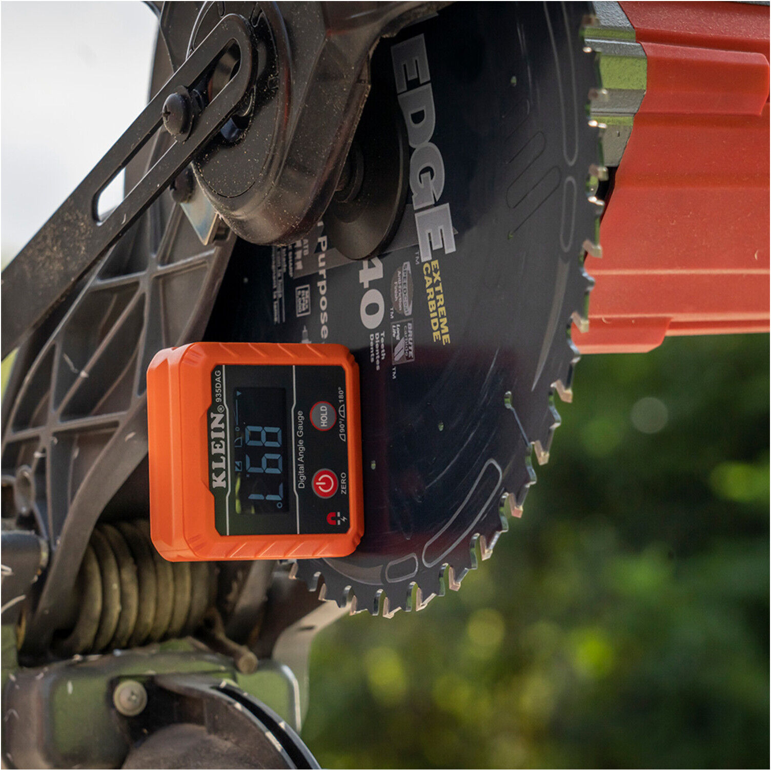 Klein Tools Digitaler Neigungsmesser und Wasserwaage (935DAG)
