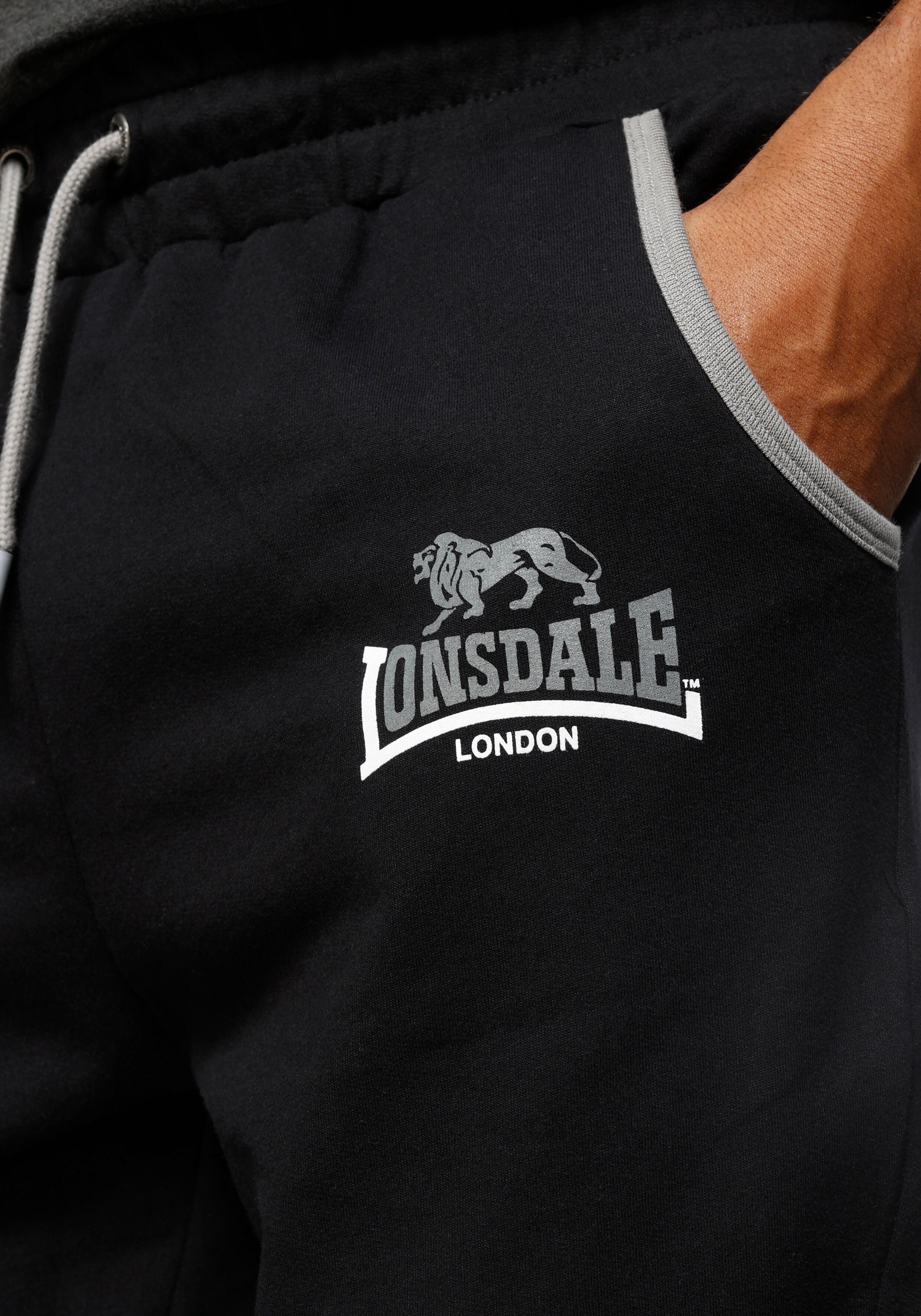 Jogginghose LONSDALE "TWO TONES", Herren, Gr. 4XL, N-Gr, schwarz, angeraute Sweatware, Obermaterial: 60% Baumwolle, 40% Polyester, unifarben, Hosen Jogginghose schwarz 4XL, N-Gr