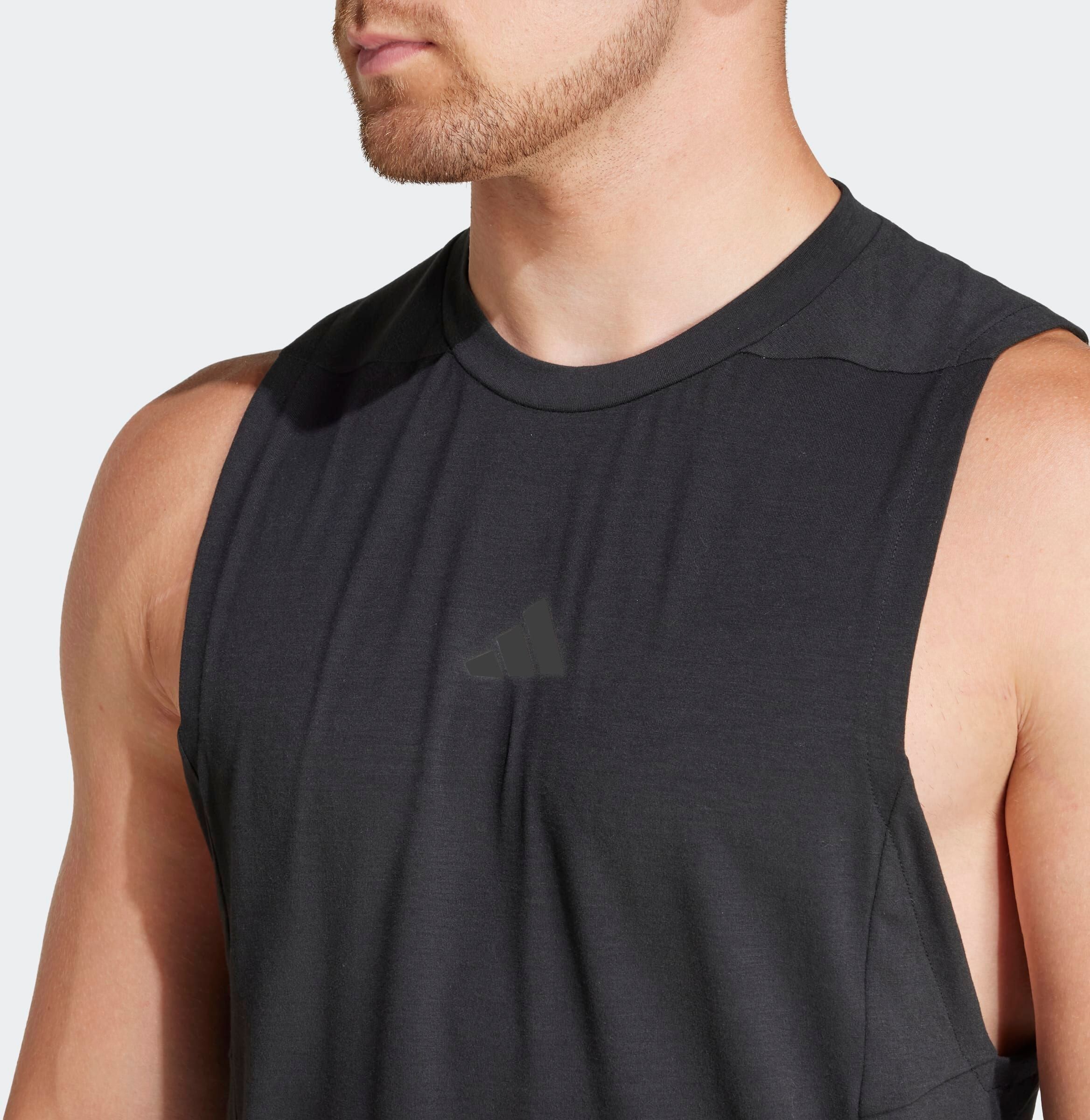 Tanktop ADIDAS PERFORMANCE "DESIGNED FOR TRAINING WORKOUT", Herren, Gr. M, schwarz, Obermaterial: 81% Polyester, 14% Lyocell, 5% Elasthan, clean, Rundhals, Tops Tanktop, mit Rundhalsausschnitt, ohne Verschluss, sportlicher Schnitt schwarz M