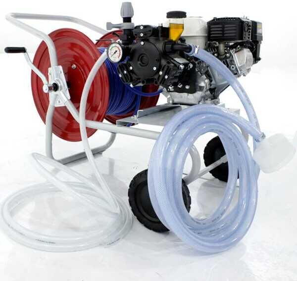 AgriEuro TOP-LINE Groupe motopompe de pulvérisation Comet APS 41 avec moteur à essence Honda GP 160 et chariot