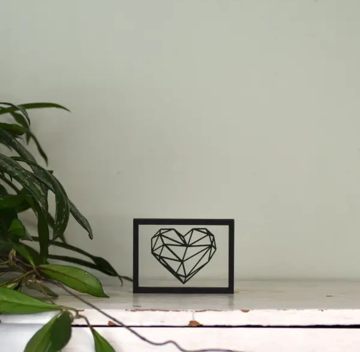 Houten Floating Frame met Hartontwerp voor Valentijnsdag
