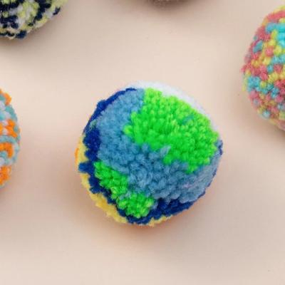 Uplifted Finds Cartoon Style Playful Pure Yarn Cat Interactive Ball Toy green