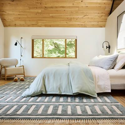 Nuloom Merrick Tasseled Cotton and Wool Area Rug