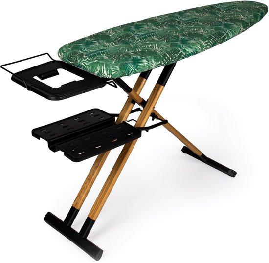 Bügelbrett mit einer Fläche von 130 x 47 cm