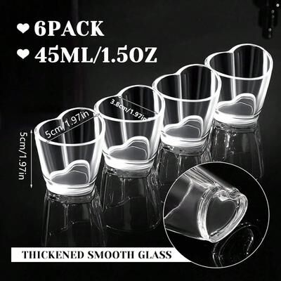 Inspired Finds Heart Shaped Acrylic Mini Shot Glass Set clear