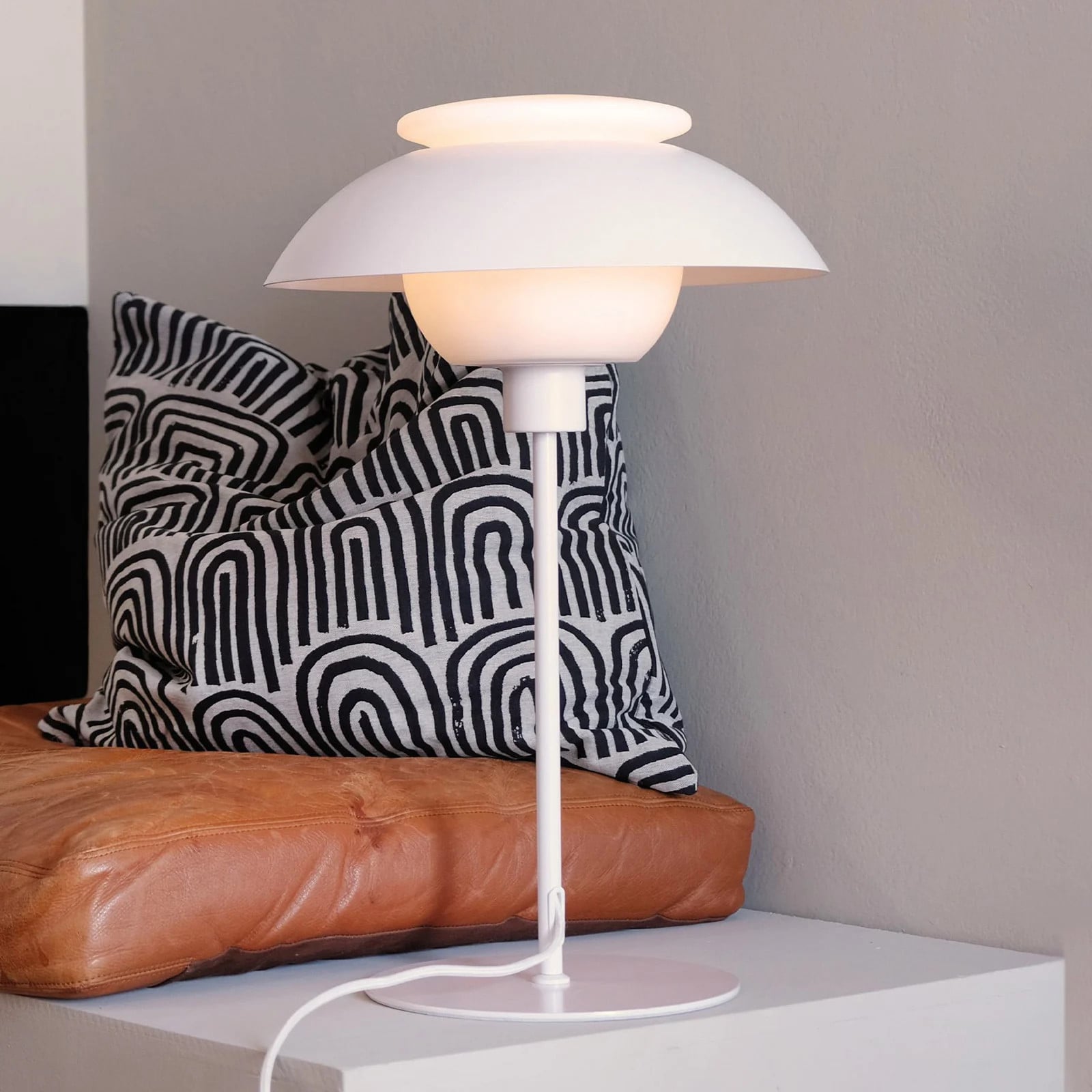 Dyberg Larsen Opus Tafellamp White - Metaal