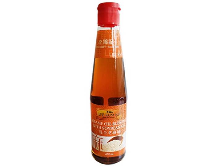 Lee Kum Kee Sesamolie gemengd met sojabonolie 410ml