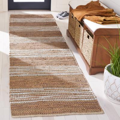 SAFAVIEH Handmade Vintage Leather Firmina Modern & Contemporary Leather Rug
