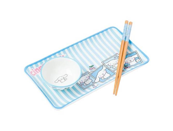 Silver Buffalo Sanrio Hello Kitty and Friends Cinnamoroll Polaroids Keramik-Sushi-Set mit blau-weißen Streifen, mit Dip-Soßenschale und passenden Essstäbchen