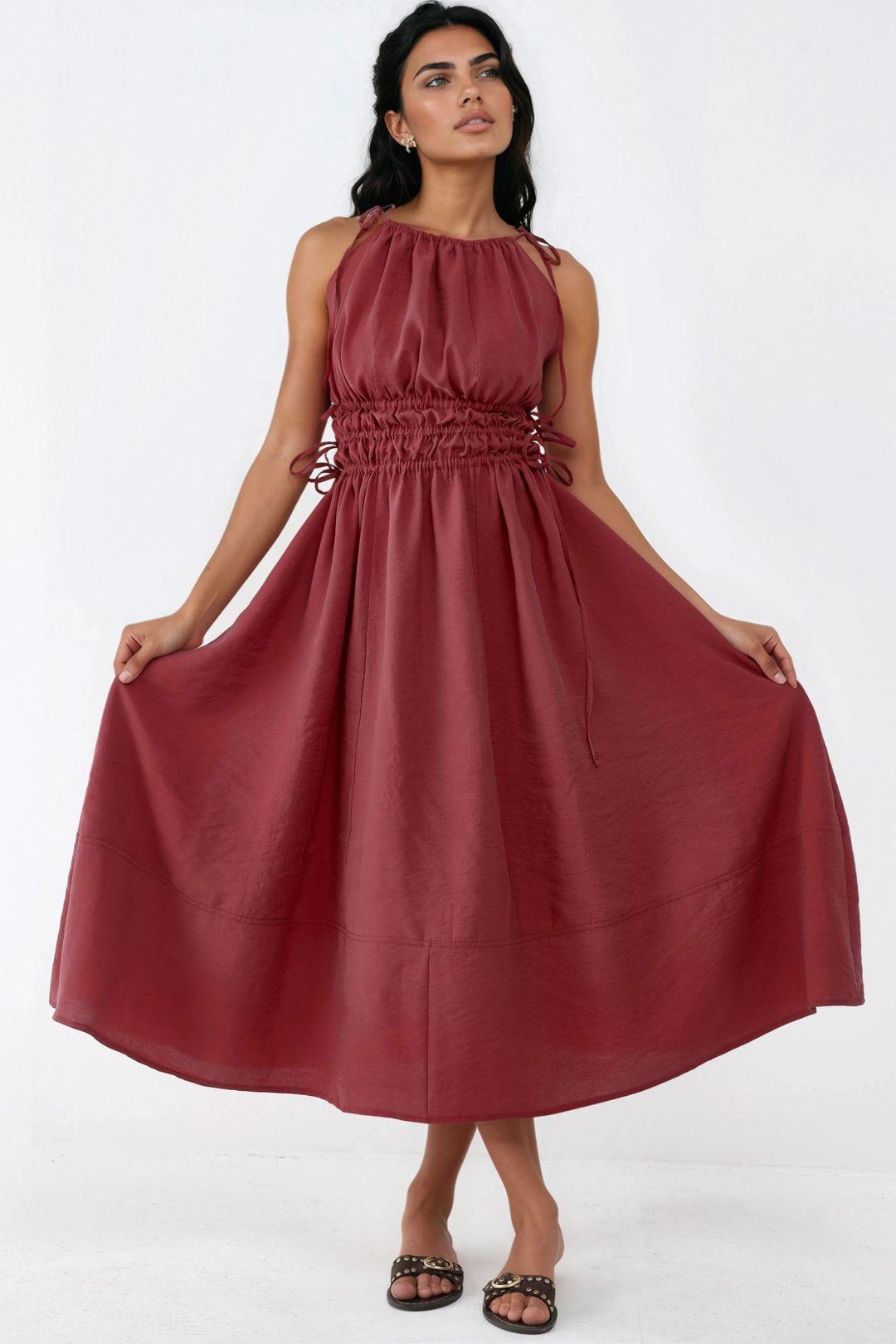 Raffinierter Träger-Midi-Kleid