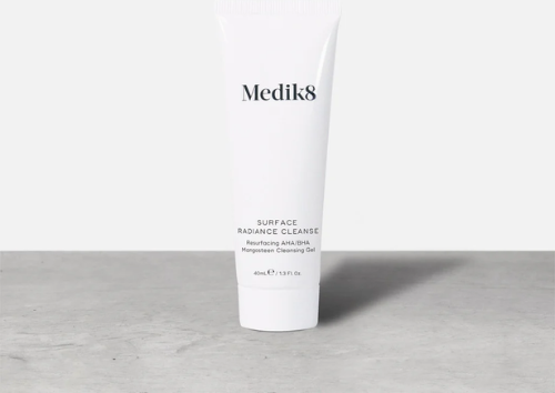 Medik8 Surface Radiance Cleanse Gel de Limpeza Esfoliante 40ml