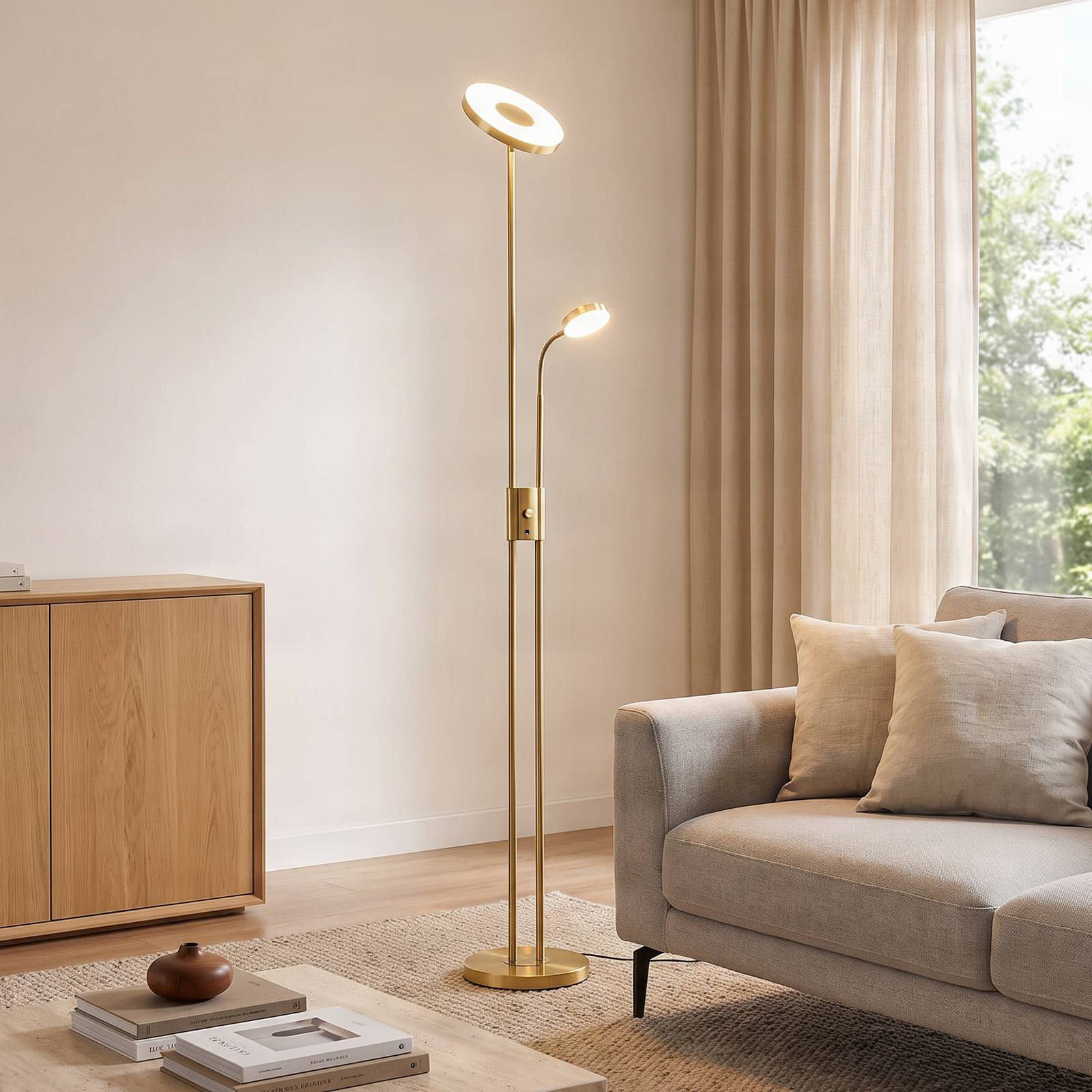 LED Deckenfluter Seppa Lindby, dimmbar, messing / gold, für Wohn- / Esszimmer, Metall, Modern, LED Stehlampe