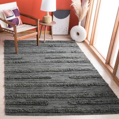 SAFAVIEH Handmade Vermont Yoshimi Wool Rug