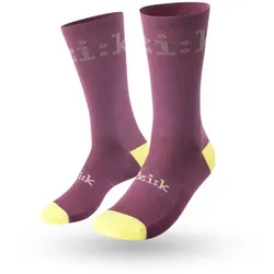 Fizik Team Edition Fahrradsocken Grape Gr. M (40-43)